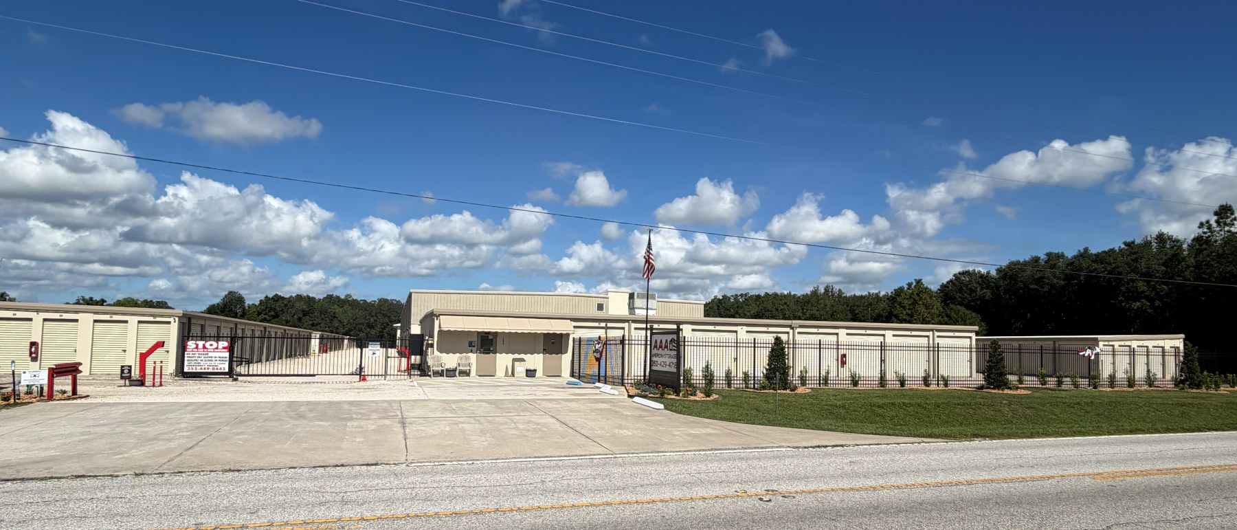 AAA American Storage facility on Villa City Road in Groveland, Florida with the American flag flying